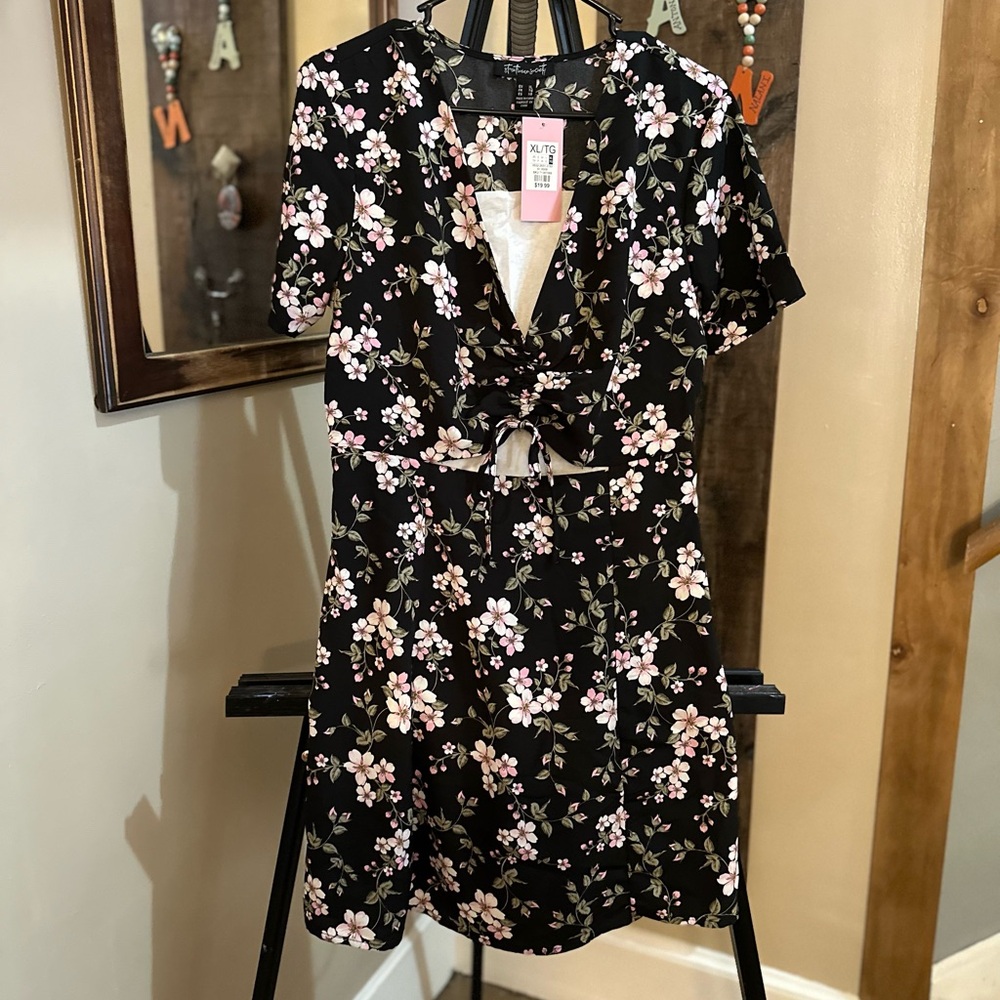 Streetwear Society Black Dress with Pink and White Floral Design